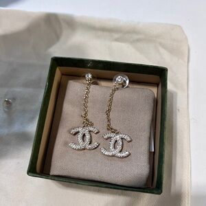 Chanel 80’s Elegant Gold and Silver Chain Earrings